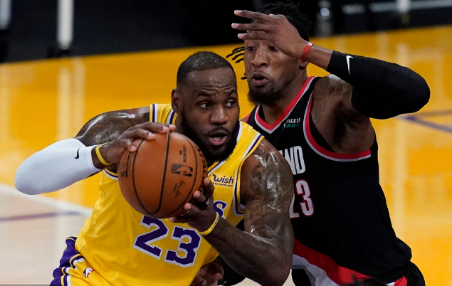 NBA-詹姆斯29+9+6浓眉两双利拉德31分开拓者擒湖人（今日统编）